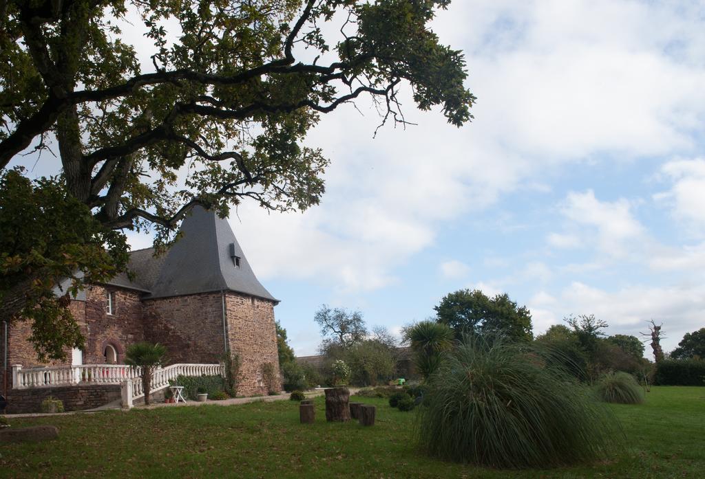 Manoir La Haie Chapeau Saint-Thurial Kültér fotó